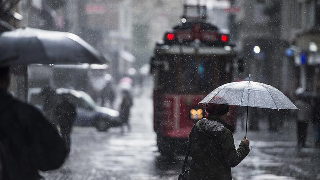Şemsiyesiz Çıkmayın! İstanbul’a Yağış Geliyor
