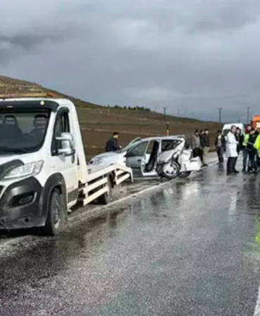 Sivas’ta Zincirleme Kaza… 1 ölü, 5 yaralı