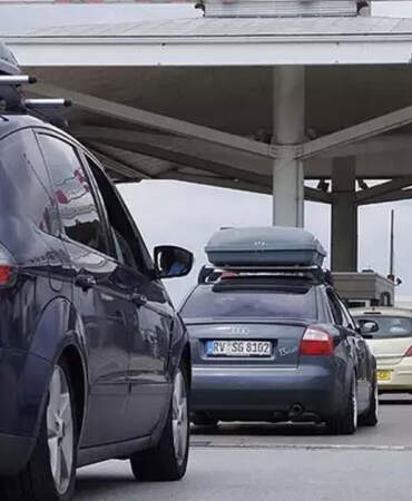 Ticaret Bakanlığı Düğmeye Bastı: Yabancı Plakalı Araçlarda Kritik Değişiklik
