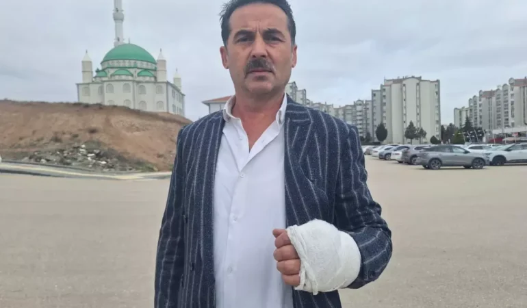 Kaputta Uçan Sürücü, Eğitmeni Sürükledi