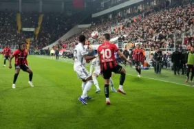 Gençlerbirliği – Beşiktaş İlk Yarısı Golsüz Beraberlik