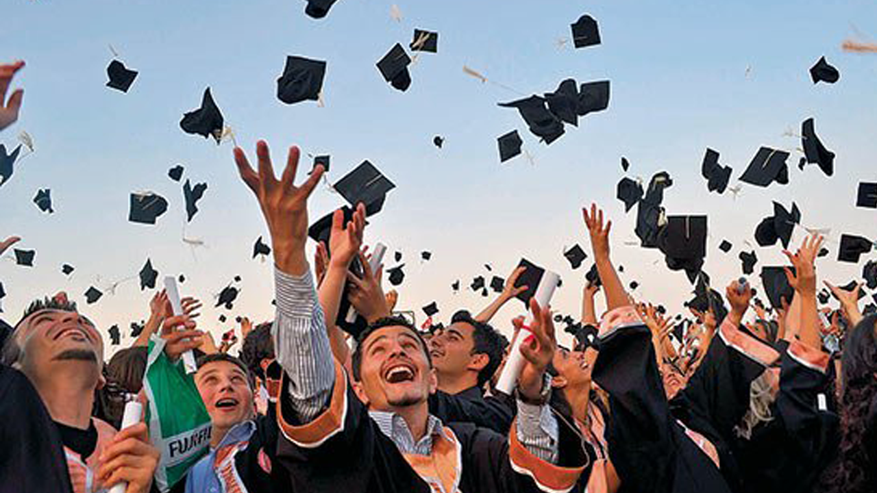 Üniversite Süresi 3 Yıla mı İniyor? YÖK’ten Açıklama Geldi