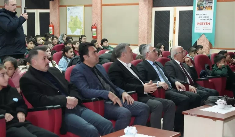 Sinan Yağmur Çubuk’ta Konferans Verdi