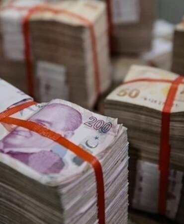 Türkiye’nin faiz gideri patladı: 3 ayda 876 milyar TL
