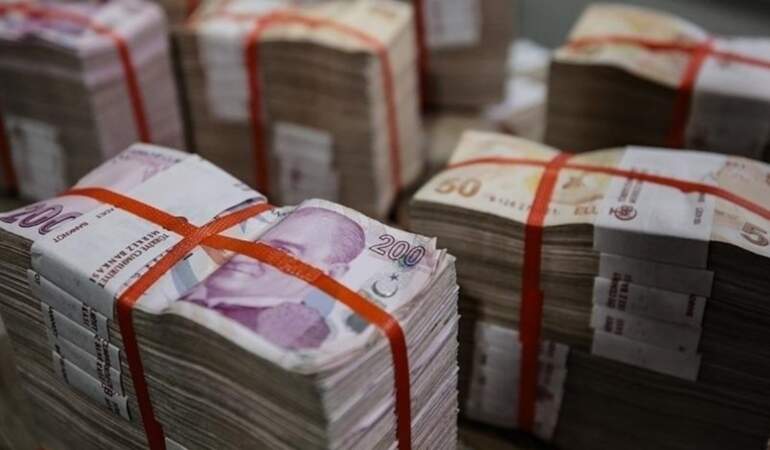 Türkiye’nin faiz gideri patladı: 3 ayda 876 milyar TL