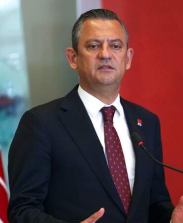 Özgür Özel’den İmamoğlu ve Adıgüzel’e ziyaret