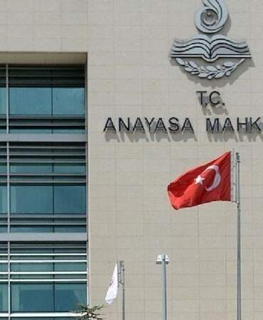AYM’den emsal karar: 12 yılı aşan dava süresi hak ihlali sayıldı