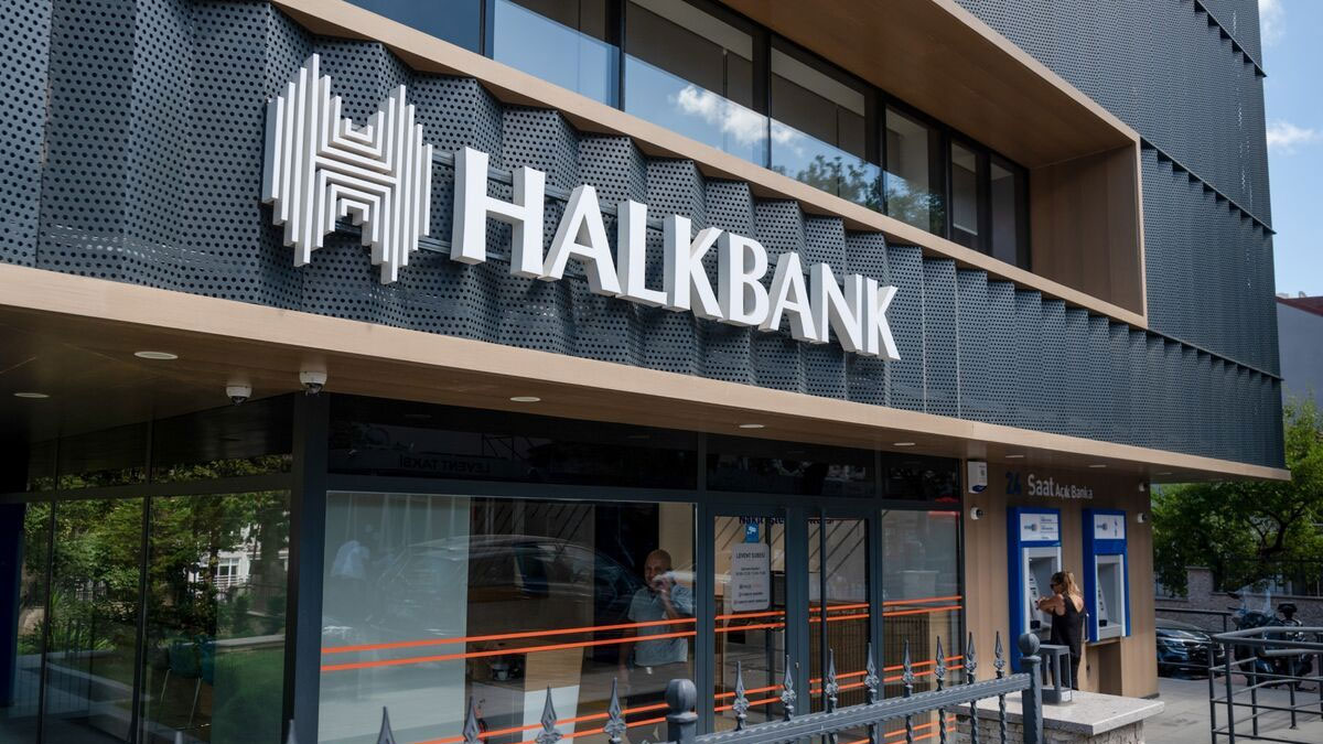 Bloomberg ABD’deki Halkbank davasının bitmesine dikkat çekti: Kamu bankalarının tepe isimleri değişti