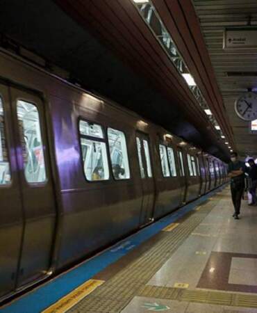 Mecidiyeköy metro istasyonunda intihar girişimi