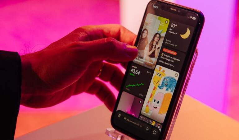 Yandex AI ile HangiKredi’den tek ekranda kredi ve mevduat karşılaştırması