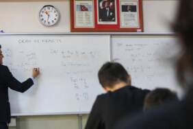 OECD 2024 verileri açıklandı: Türkiye ve Avrupa’da öğretmen maaşları ne durumda?