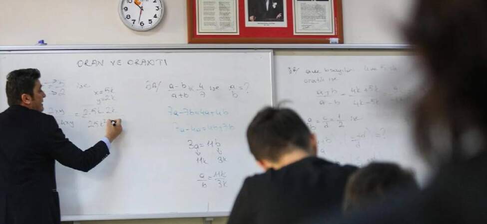 OECD 2024 verileri açıklandı: Türkiye ve Avrupa’da öğretmen maaşları ne durumda?