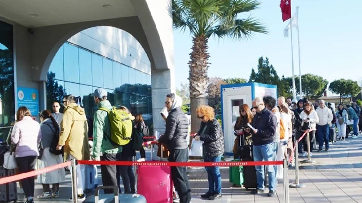 Yunan Adaları’na yönelik ‘ekspres vize’ uygulamasında yeni gelişme