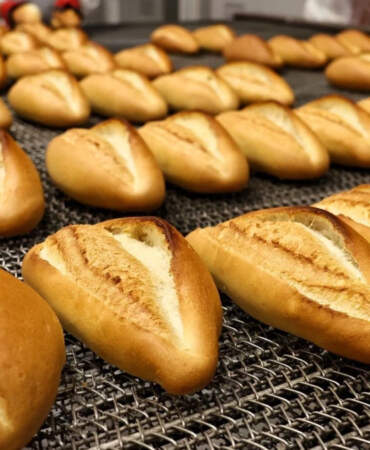 Fırıncılar Federasyonu açıkladı: Ülke genelinde ekmeğe zam geldi