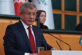 Davutoğlu’ndan iktidara ekonomi uyarısı: Şirketlerimiz sudan ucuz hale geldi
