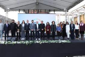 Mutluluğun Bienali kapılarını açtı