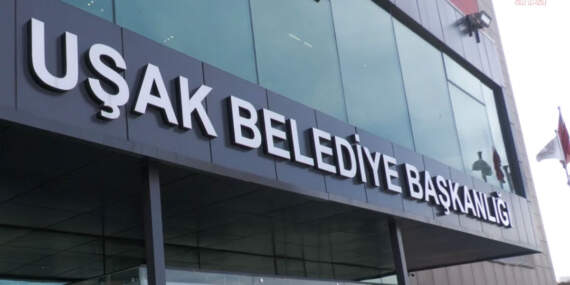 Uşak Belediyesi soruşturmasında 29 şüpheli adliyede
