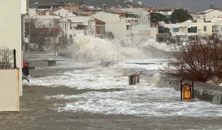 İçişleri Bakanlığı’ndan sarı kodlu uyarı: Meteoroloji 34 ili tek tek açıkladı