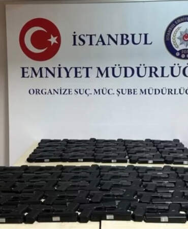 İstanbul’da kaçak silah operasyonu: Çok sayıda silah ele geçirildi