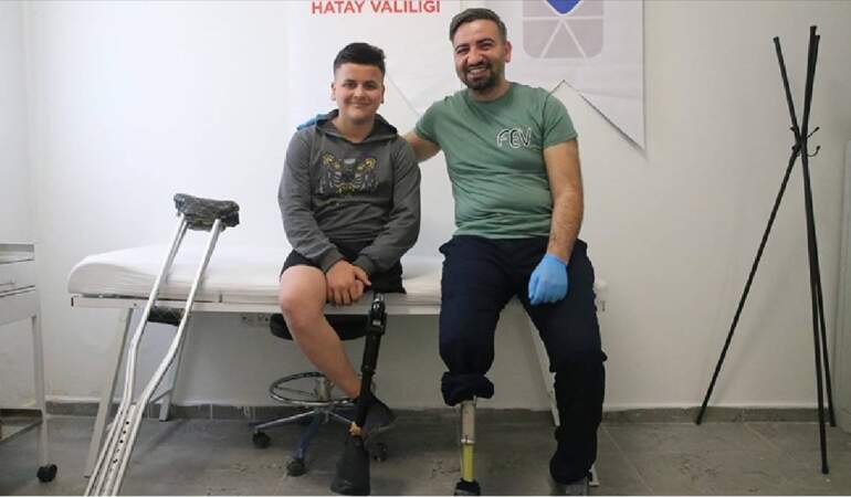 9 yaşında kaza geçirdi bir bacağını kaybetti! Şimdi kendi gibi olanlara umut ışığı oluyor