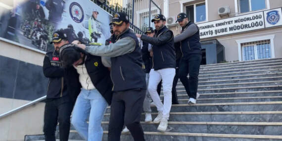 İstanbul’da haraç çetesine operasyon: İş yerlerini kurşunlayan 5 kişi tutuklandı