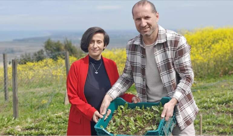 2 buçuk yıl önce başladı, yurt dışına açılmak istiyor! Beyaz altında 600 soğan toprakla  buluştu