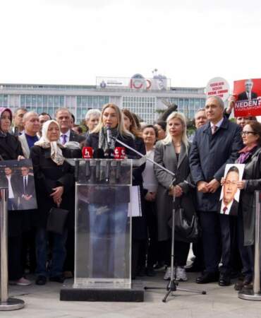 İBB davası ailelerinden Saraçhane’de 30. buluşma: “Tahliyelere sevincimiz buruk”