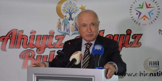 Cemil Çiçek’ten ‘ahlak’ uyarısı: TV izileri aileye atom bombası etkisi yapıyor