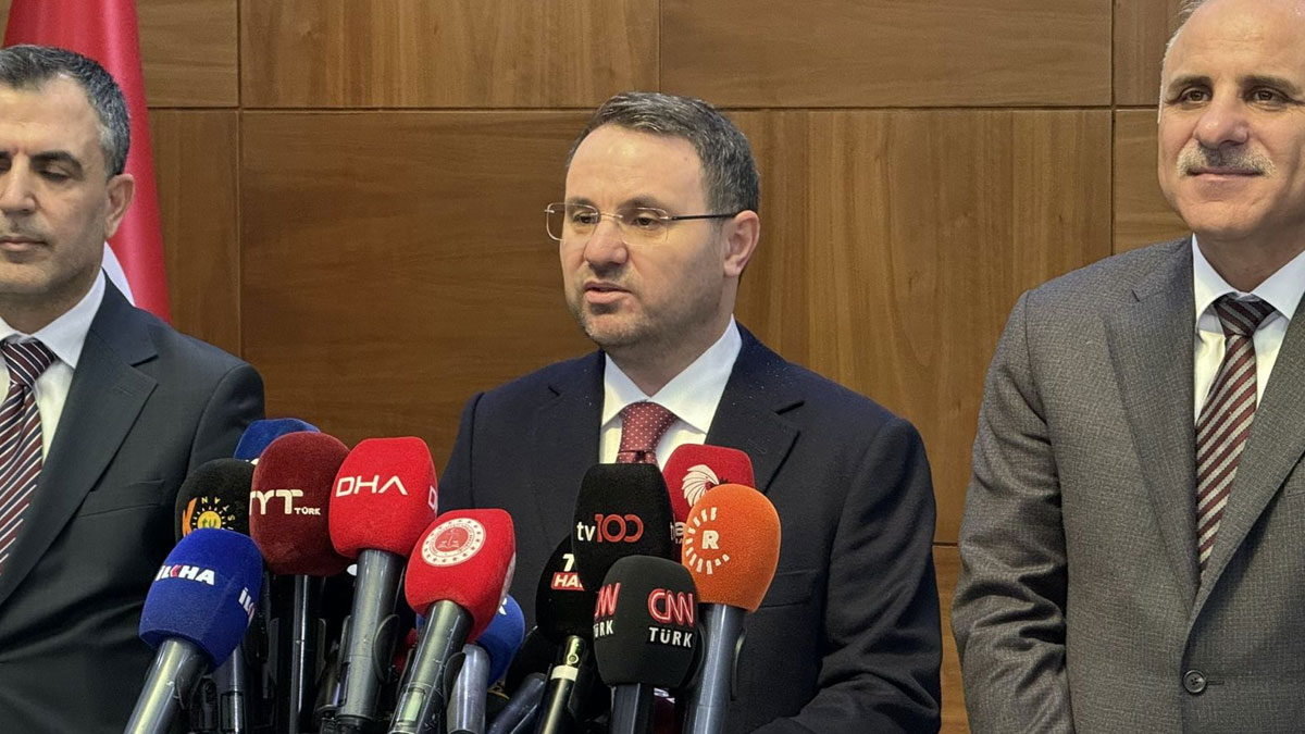 Sosyal medyada yeni dönemi Bakan Gürlek açıkladı: Şirketler ‘kimlikle giriş’i kabul etti