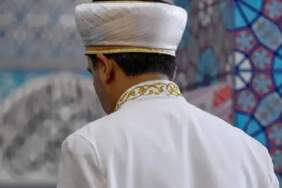 Diyanet’ten “eskort” iddialarına cevap: İnsanın olduğu yerde birtakım hatalar olabilir