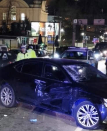 Beşiktaş’ta feci kaza! Otomobil motosiklete çarptı: 2 ölü