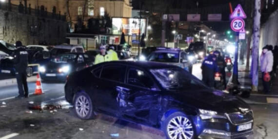 Beşiktaş’ta feci kaza! Otomobil motosiklete çarptı: 2 ölü