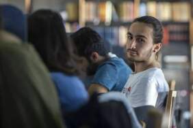 Hayaller yerini hayatta kalma mücadelesine bıraktı: Gençlerin yüzde 84’ü kendi ülkesinde “yabancı” kalıyor
