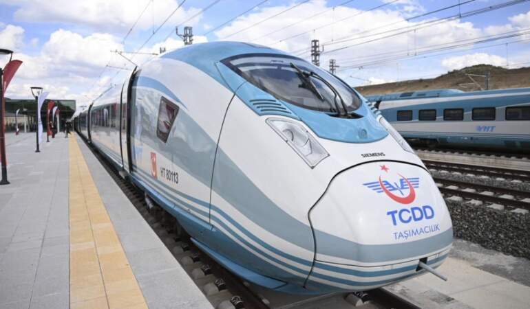 Ankara – İzmir hızlı tren hattı ne zaman açılacak? YHT güzergahı ve durakları açıklandı