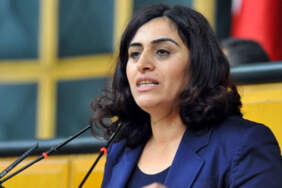 HDP eski Eş Genel Başkanı  Sebahat Tuncel gözaltına alındı
