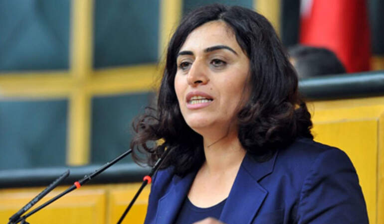 HDP eski Eş Genel Başkanı  Sebahat Tuncel gözaltına alındı