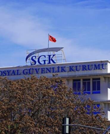 SGK 1,7 milyar liralık kamu zararını engelledi: 200 bini aşkın emeklilik iptal oldu