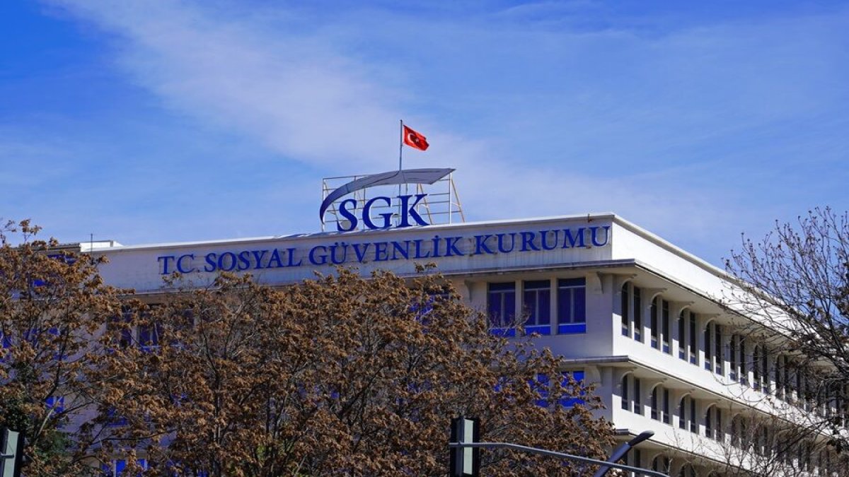 SGK 1,7 milyar liralık kamu zararını engelledi: 200 bini aşkın emeklilik iptal oldu