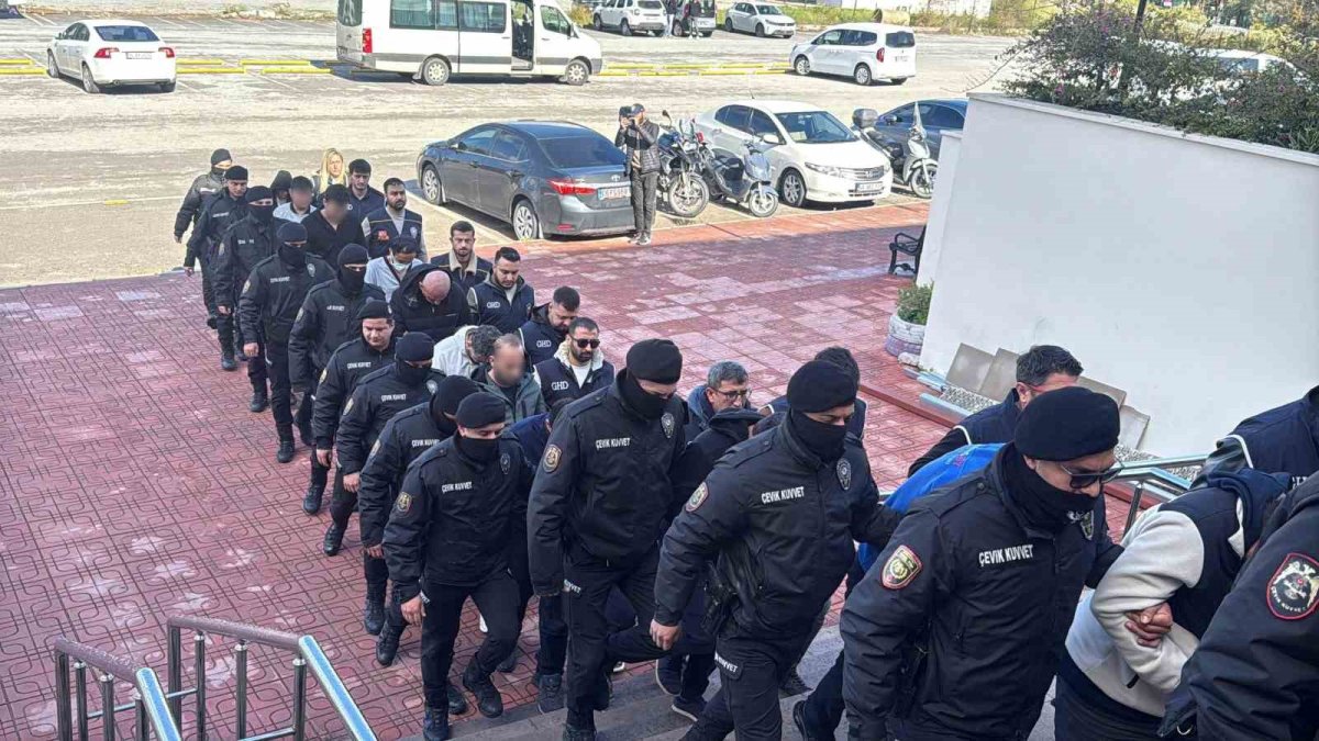 19 mültecinin hayatını kaybettiği bot faciasında 12 kişi tutuklandı