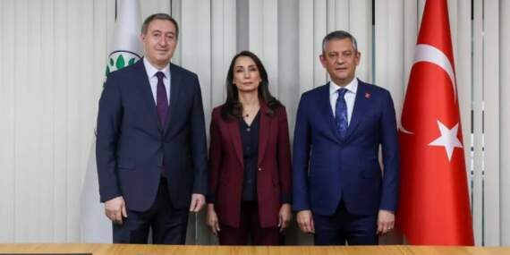 Özgür Özel, DEM Parti’yi ziyaret etti
