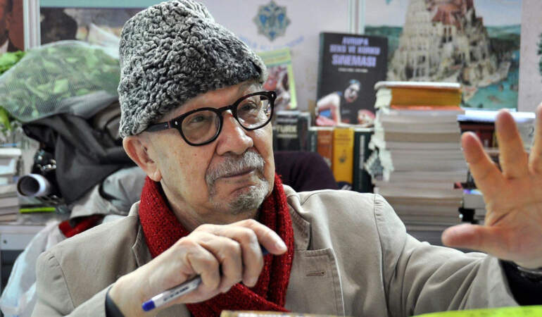 Yalçın Küçük vefat etti