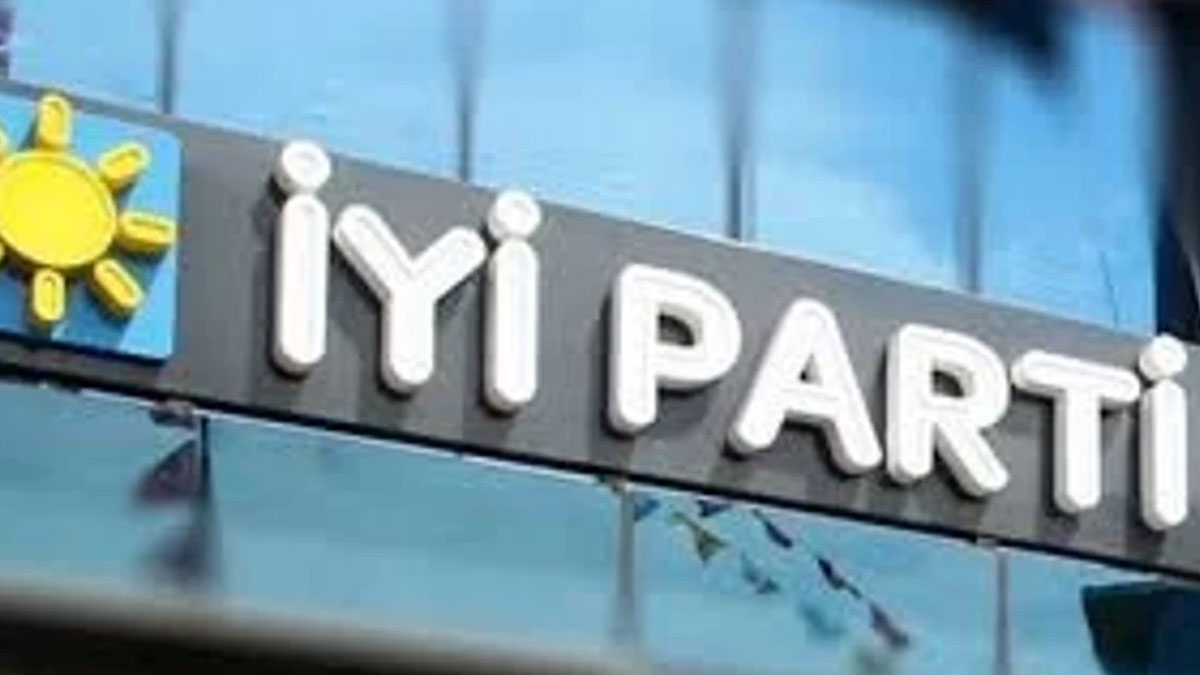 İYİ Parti’den AK Parti’ye iki transfer birden