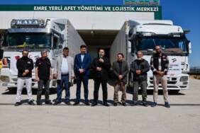 Türkiye’den İran’a 5 tır insani yardım