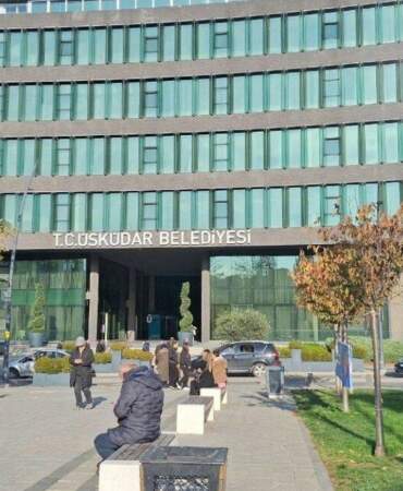 Üsküdar Belediyesi’ne operasyon: 20 kişi gözaltında