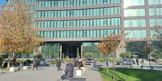 Üsküdar Belediyesi’ne operasyon: 20 kişi gözaltında