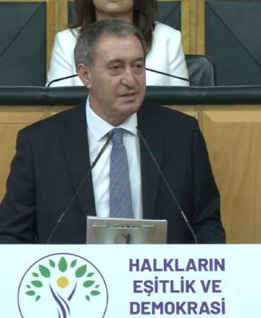 Tuncer Bakırhan:  Kayyum ve uzaklaştırma neden sadece CHP ve DEM Parti’ye? Neden AK Partili belediyelere yapılmıyor?