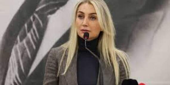 Dilek İmamoğlu’ndan İBB davasına tepki: Silivri’de tarihe geçecek bir hukuk garabeti yaşanıyor