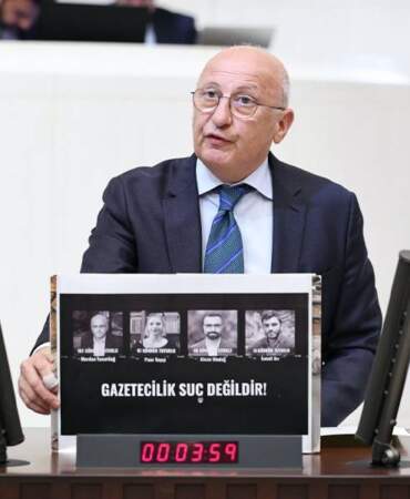 CHP’li Çakırözer’den TBMM’de ‘özgür basın’ çıkışı: Gazeteciler çıkacak, yolsuzluklarınızı yine yazacak