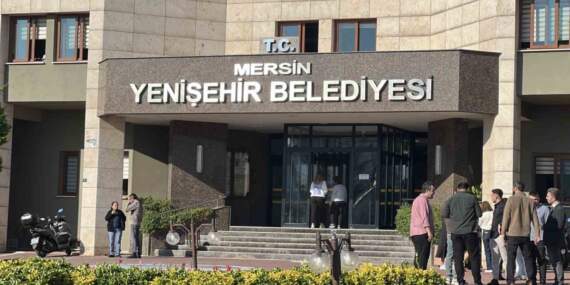 Mersin Yenişehir Belediyesi’ne operasyon: Çok sayıda gözaltı kararı var