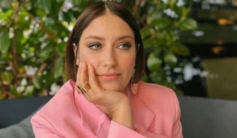 Hazal Kaya’dan terapist itirafı: O parayla gayrimenkul zengini olurdum